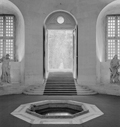 Louis XIV's bathtub
