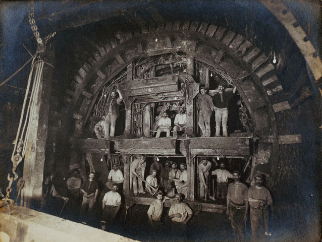 photographie d'un tunnelier